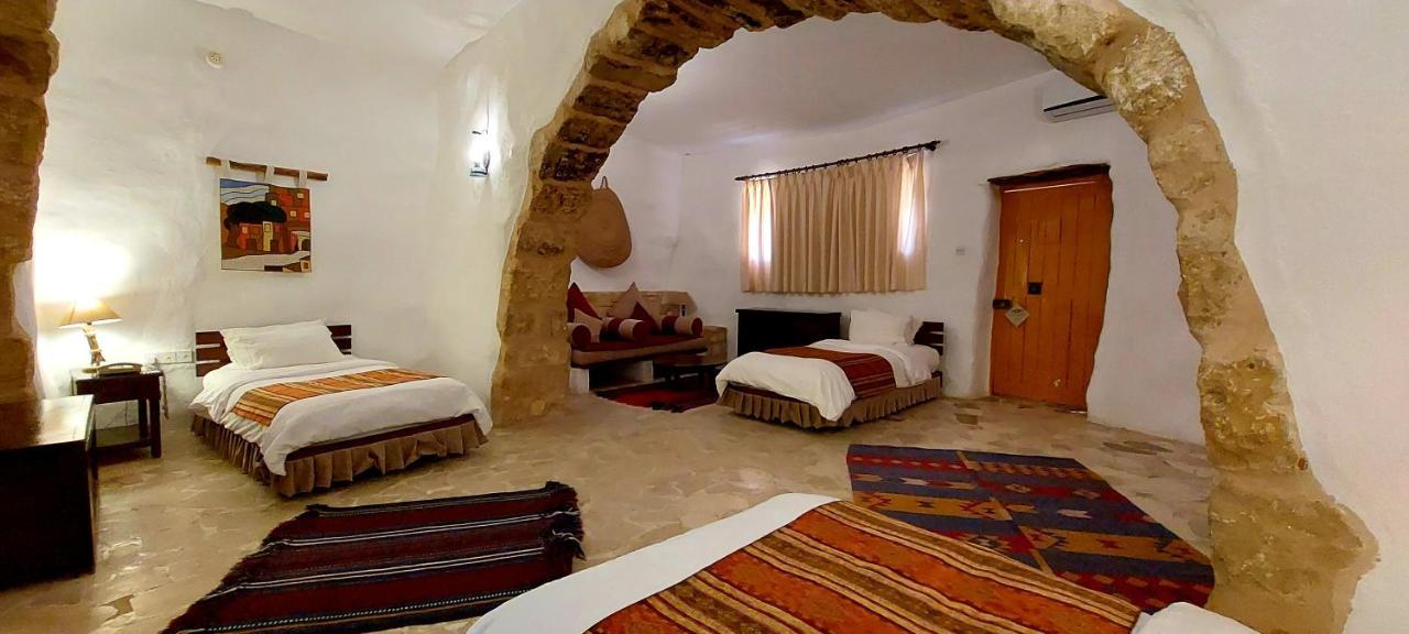 Hayat Zaman Hotel And Resort Petra Ουάντι Μούσα Εξωτερικό φωτογραφία